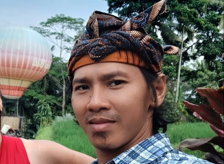 Temple guardian detail