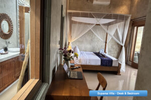 Villa bedroom and desk